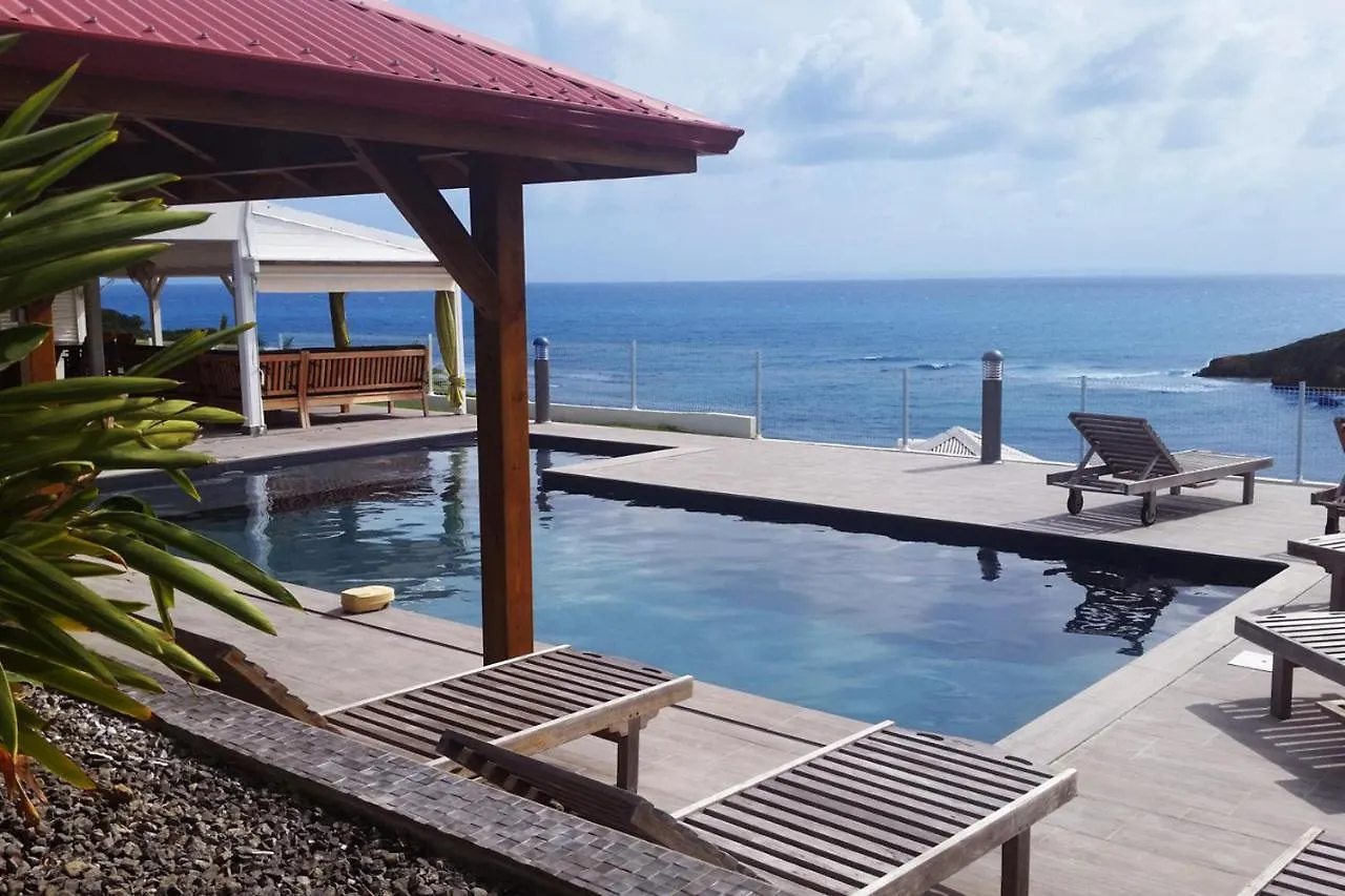Luxury Waterfront Villa With Swimming Pool Mqfr08 Le François