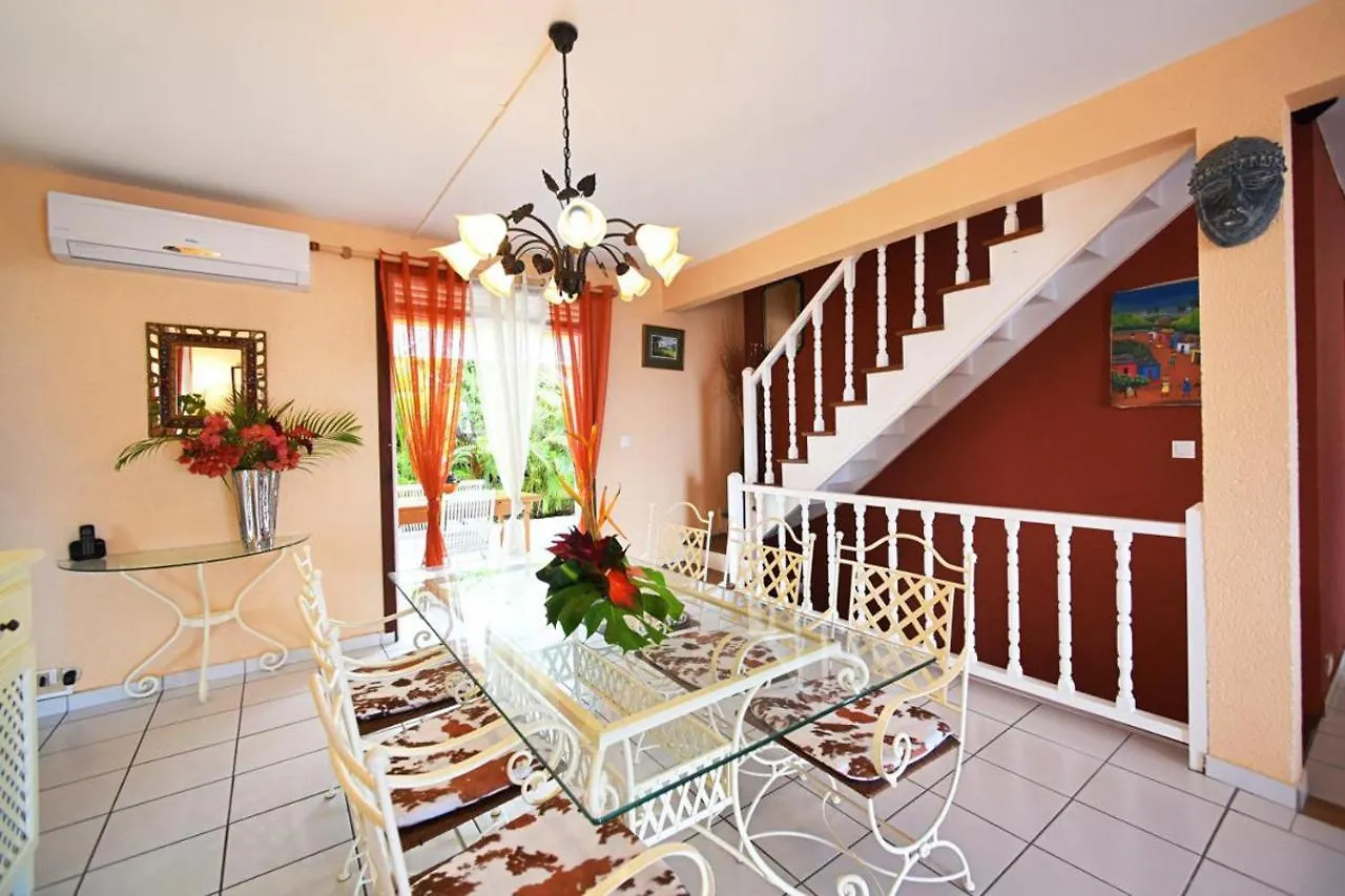 Luxury Waterfront Villa With Swimming Pool Mqfr08 Le François Martinica
