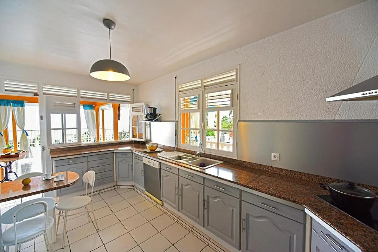 Luxury Waterfront Villa With Swimming Pool Mqfr08 Le François Martinica