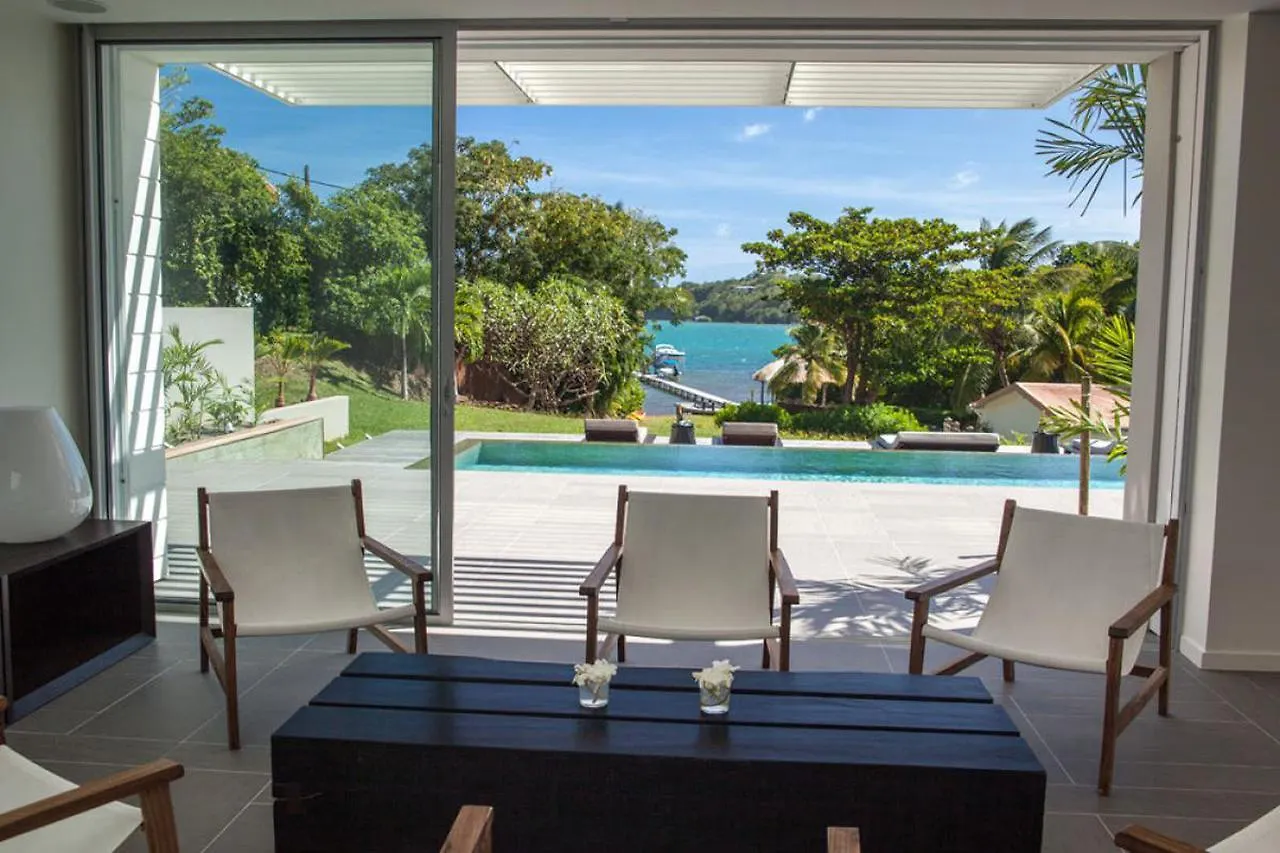 Luxury Waterfront Villa With Swimming Pool Mqfr08 Le François